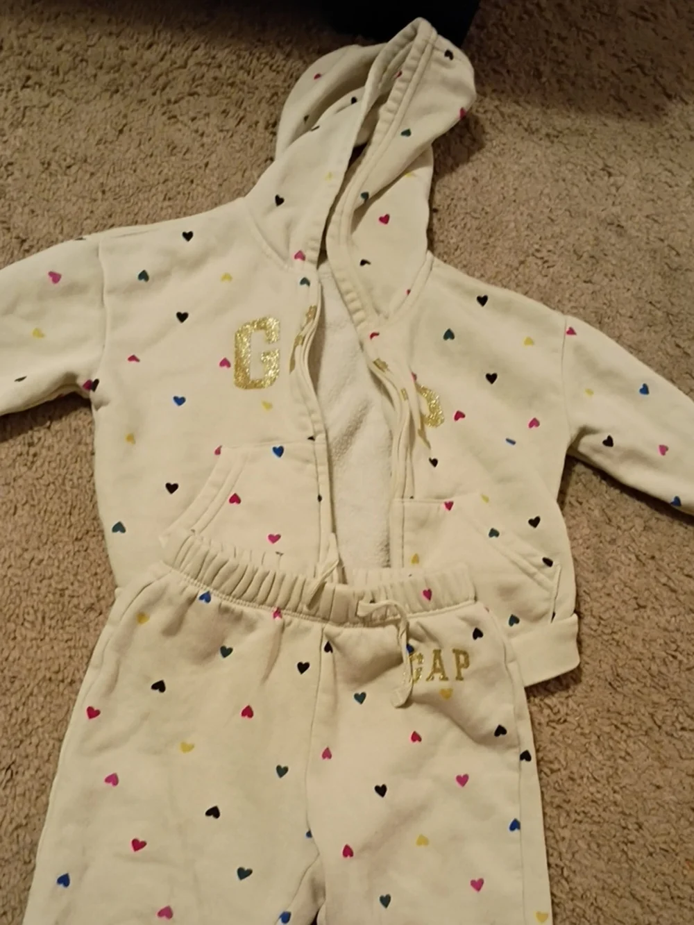 GAP Cream Heart-Print Hoodie & Jogger Set